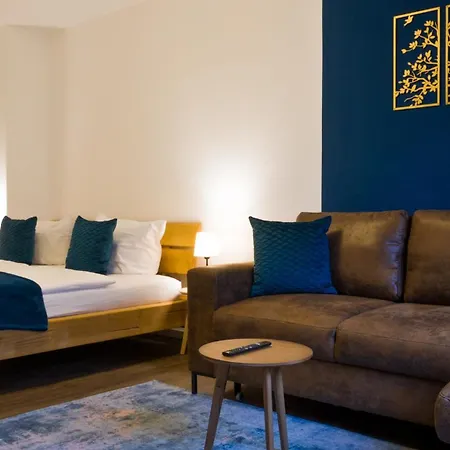 Modern, Gross, Direkt Im Zentrum דירה