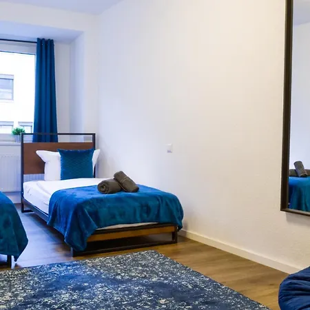 Modern, Gross, Direkt Im Zentrum